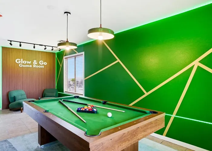 Villa Glow And Go Heated Pool, Spa, Mini Golf, Fire Pit