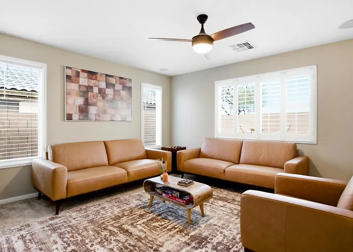 Glow And Go Heated Pool, Spa, Mini Golf, Fire Pit